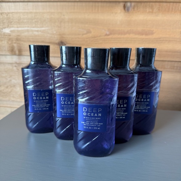 Bath&Body Works moisturizing deep Ocean Body Wash - Picture 2 of 6